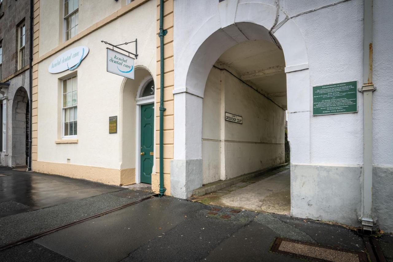 Kent Cottage - Town Centre, With Parking Кендал Екстериор снимка